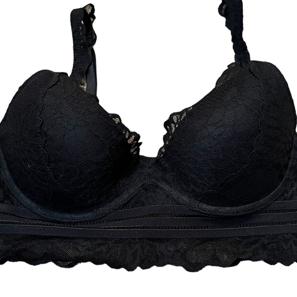 Pink women's size small lightly lined Lacey bralette  black